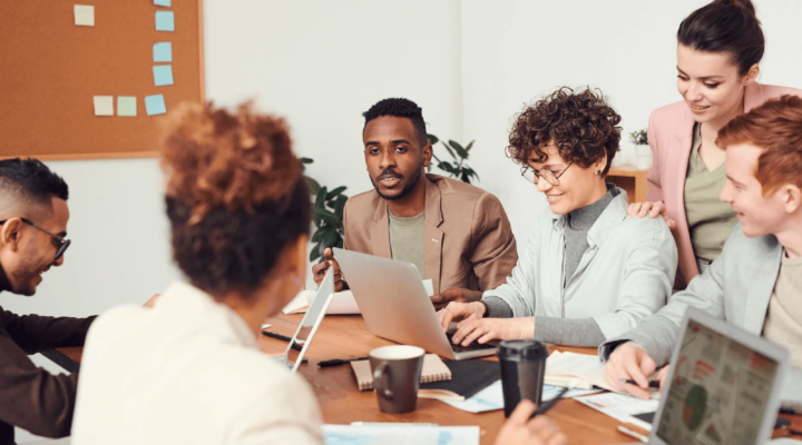Reunión de planificación de estrategia digital